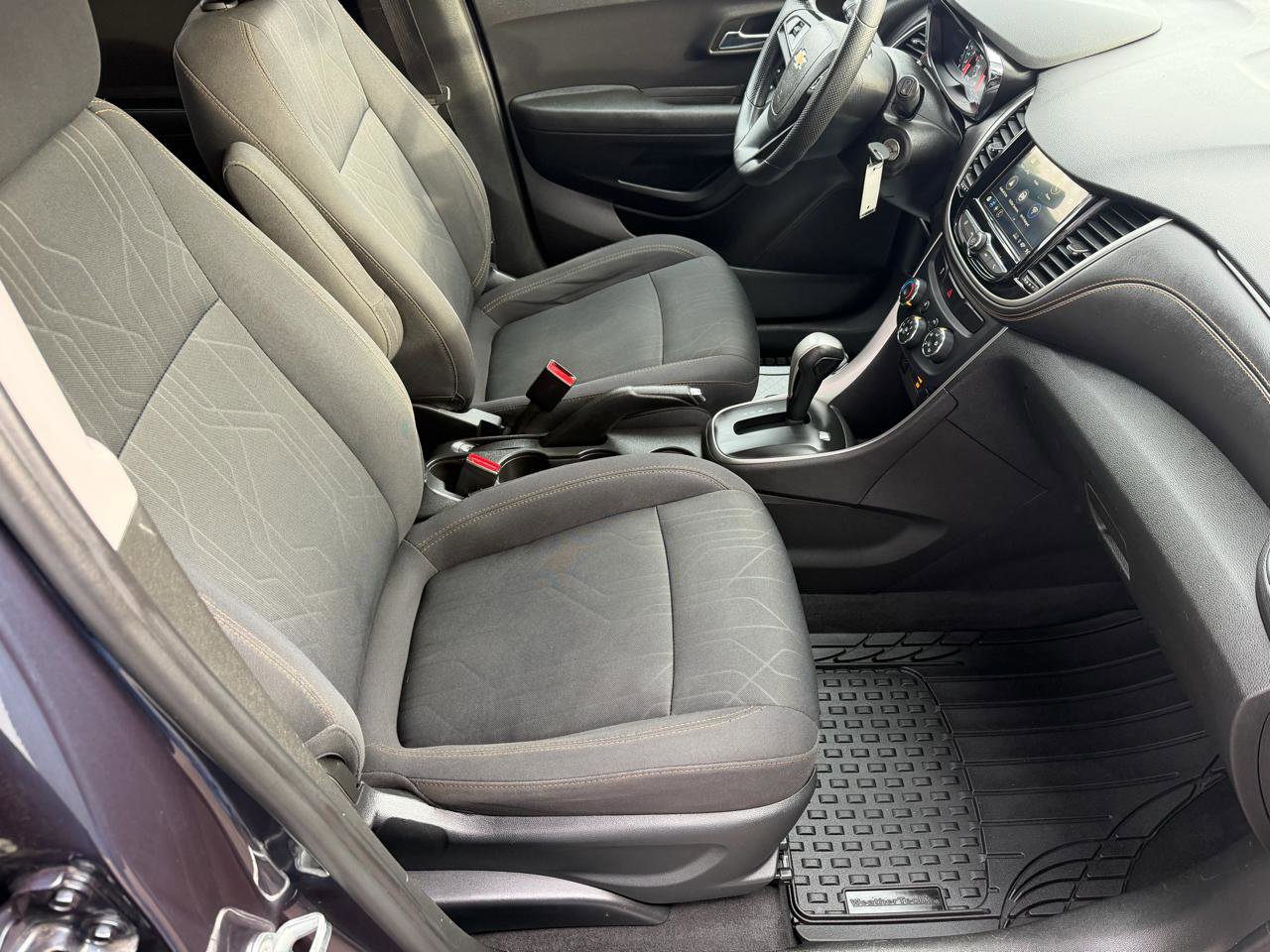 Used 2018 Chevrolet Trax LT image 10