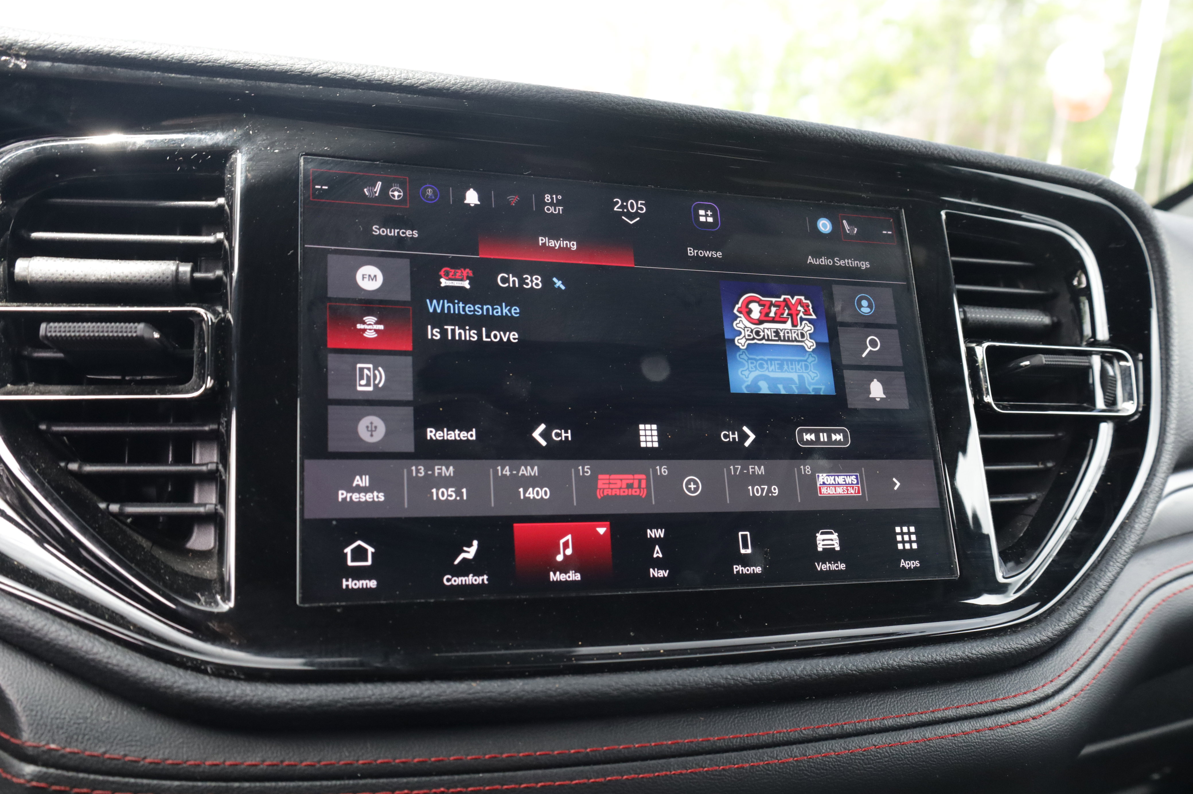 Used 2023 Dodge Durango GT image 11