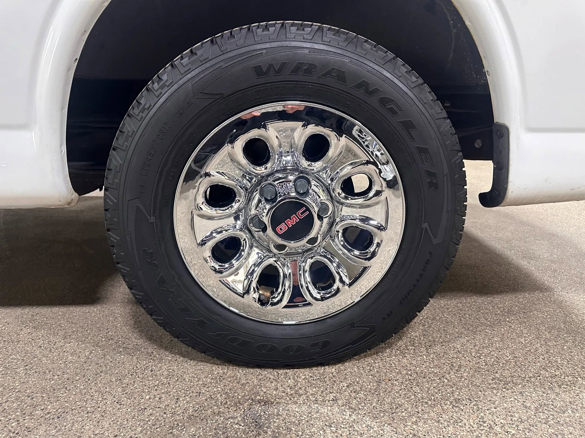 Used 2013 GMC Savana 1500 AWD image 49