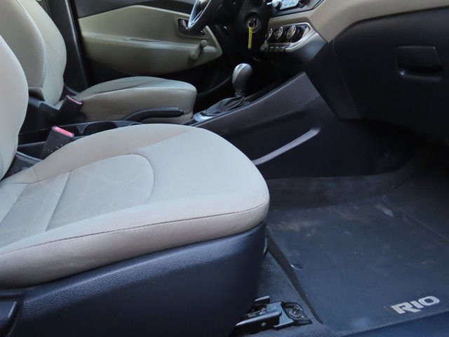 Used 2014 Kia Rio LX FWD image 30