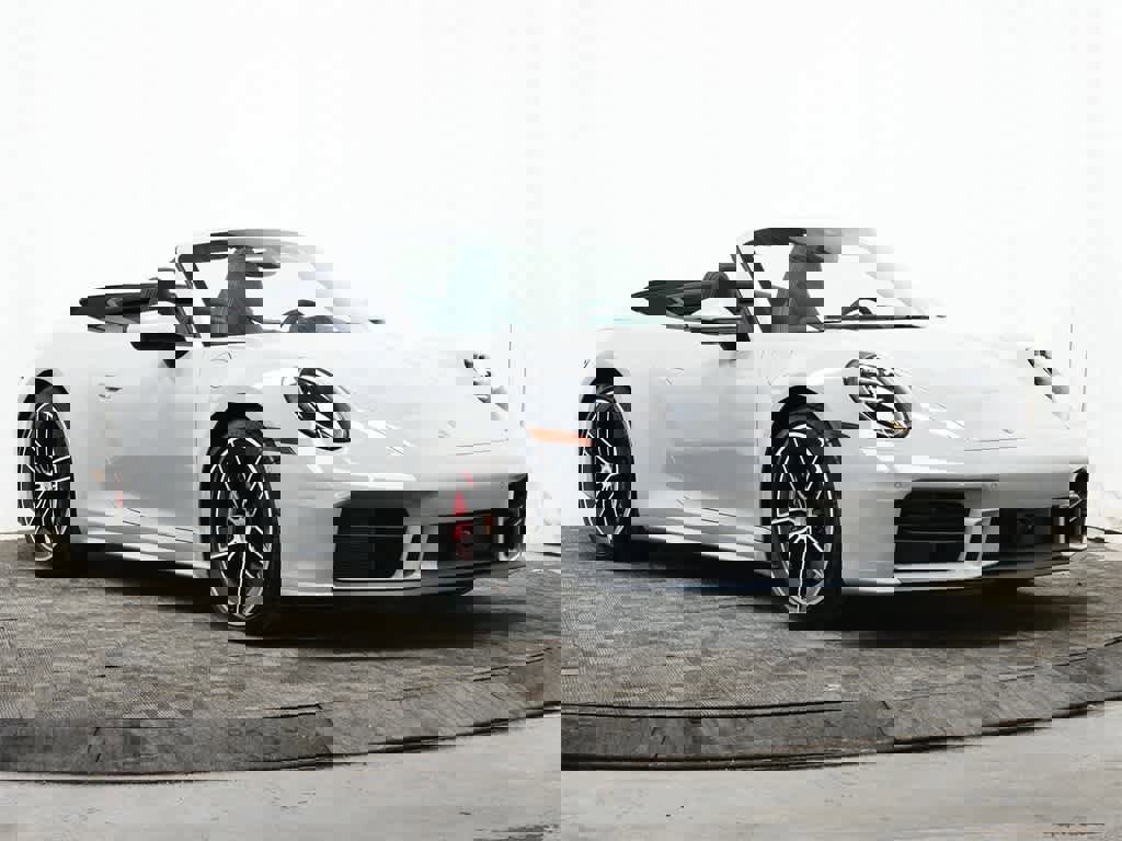 New 2026 Porsche 911 Carrera 4S image 9