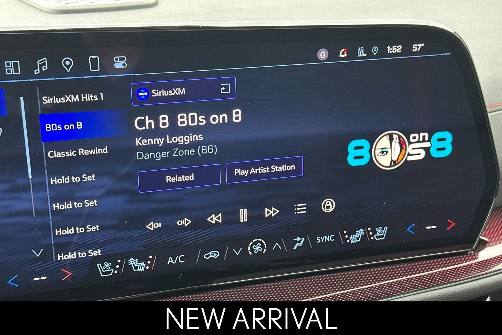 Used 2024 Chevrolet Traverse RS w/ LPO, Floor Liner Package image 23