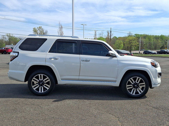 Used 2018 Toyota 4Runner Limited AWD/4WD image 27