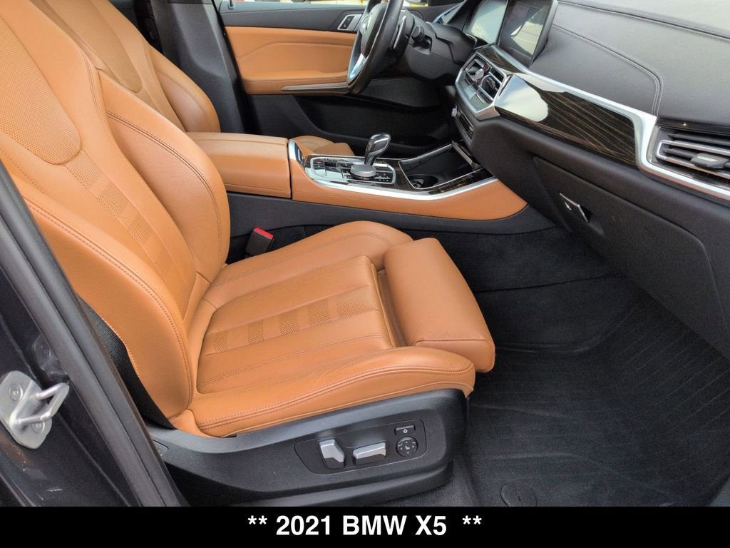 Used 2021 BMW X5 xDrive40i w/ Premium Package image 30