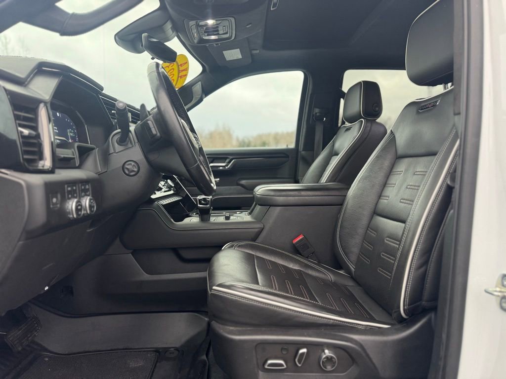 Used 2023 GMC Sierra 1500 AT4X image 15