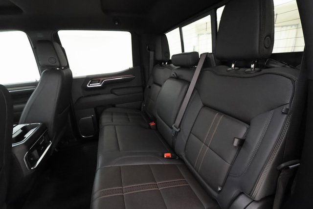 Used 2024 Chevrolet Silverado 1500 High Country w/ Technology Package image 21