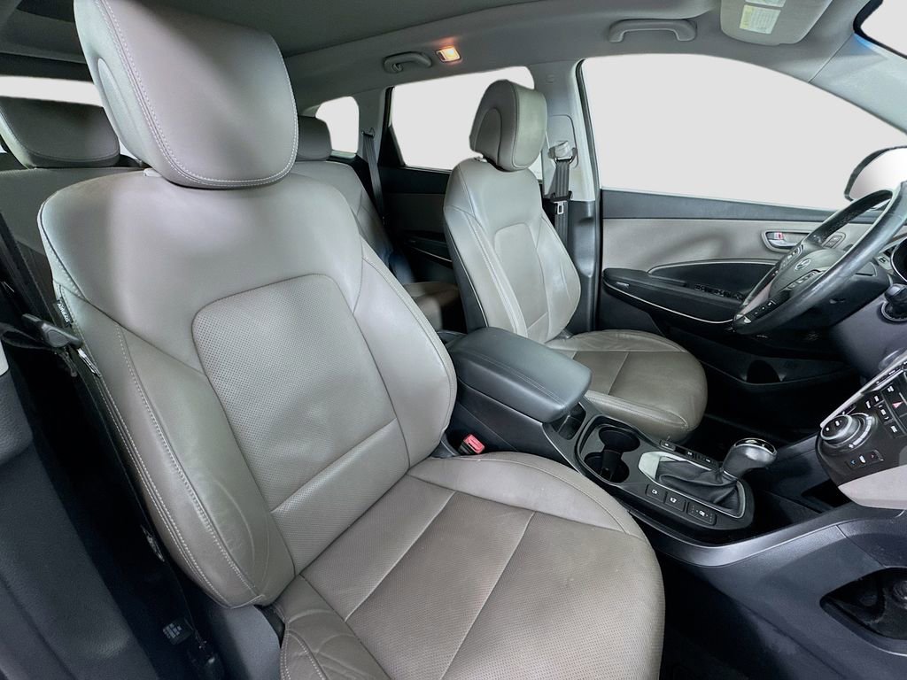 Used 2019 Hyundai Santa Fe XL FWD image 32