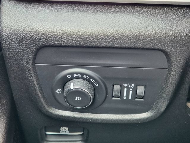 Certified 2024 Jeep Grand Cherokee Limited AWD/4WD image 21