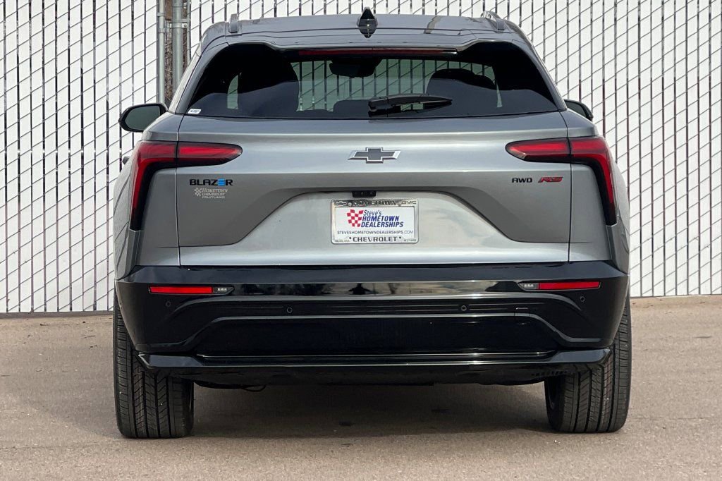 New 2026 Chevrolet Blazer EV RS w/ Super Cruise Package image 5