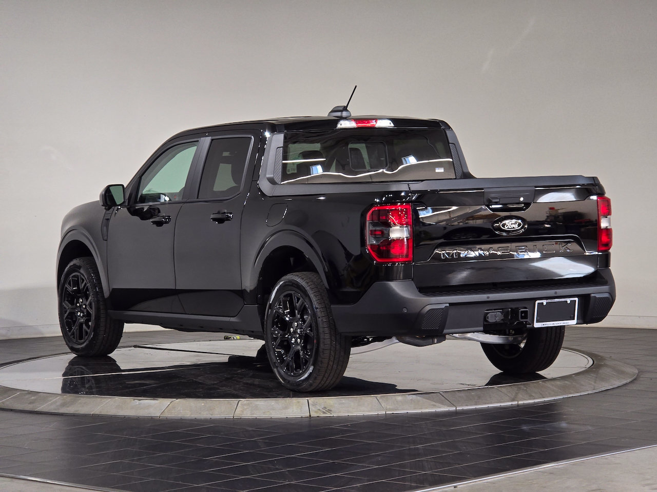 New 2025 Ford Maverick Lariat w/ Black Appearance Package AWD/4WD image 10