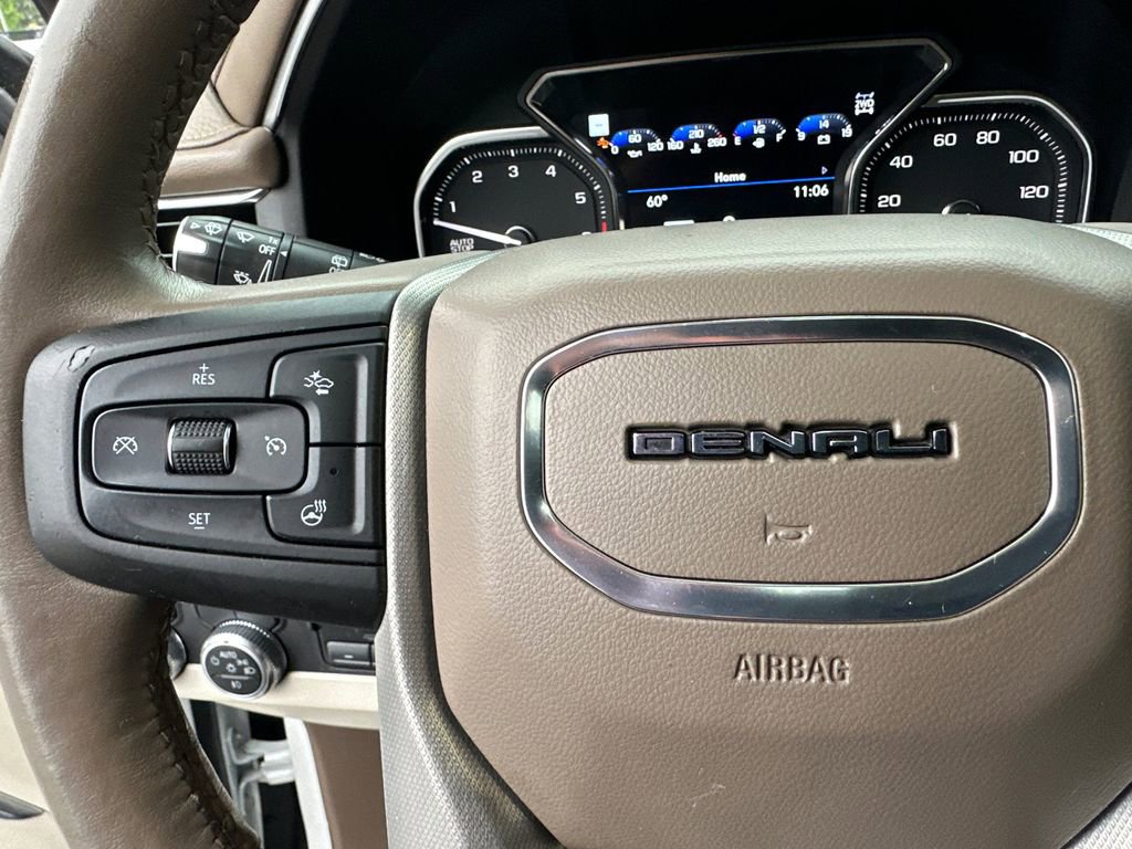 Used 2021 GMC Yukon Denali w/ Denali Ultimate Package AWD/4WD image 27