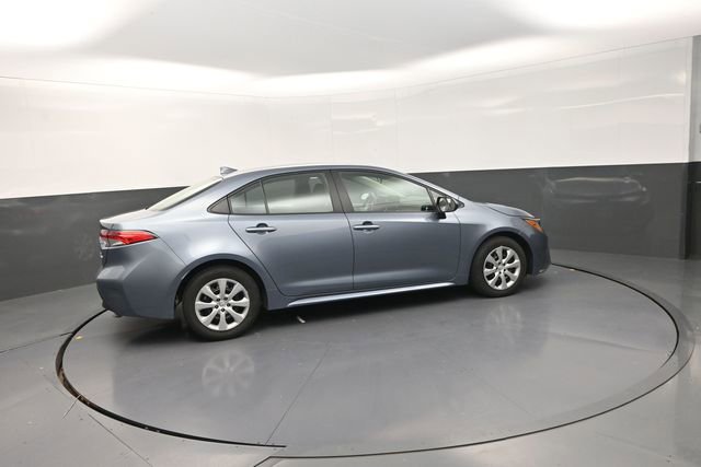 Used 2024 Toyota Corolla LE FWD image 9