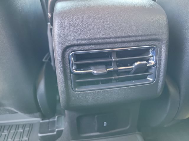 Used 2025 Lincoln Corsair FWD image 15