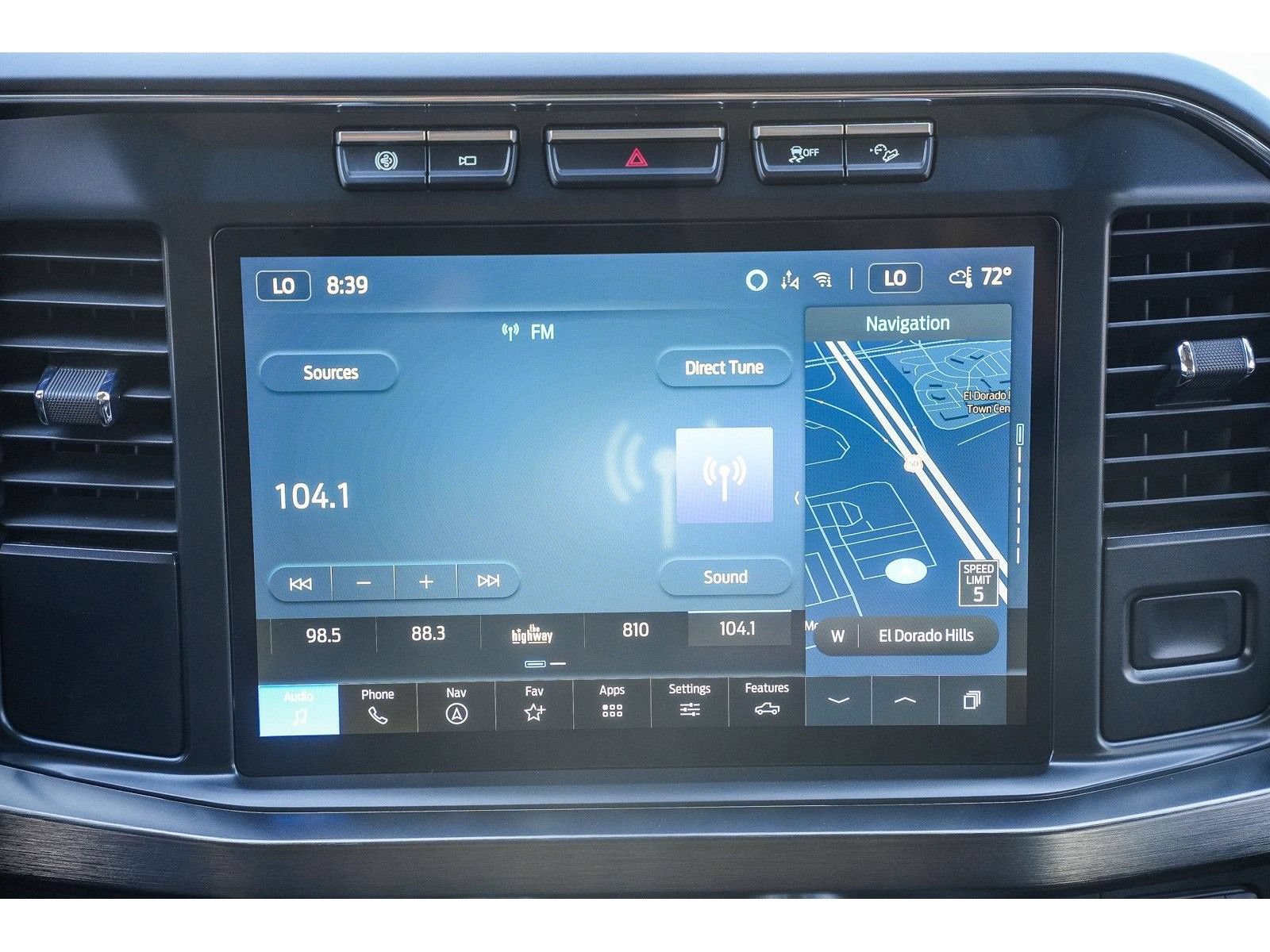 Used 2023 Ford F250 Lariat w/ Sport Appearance Package AWD/4WD image 15