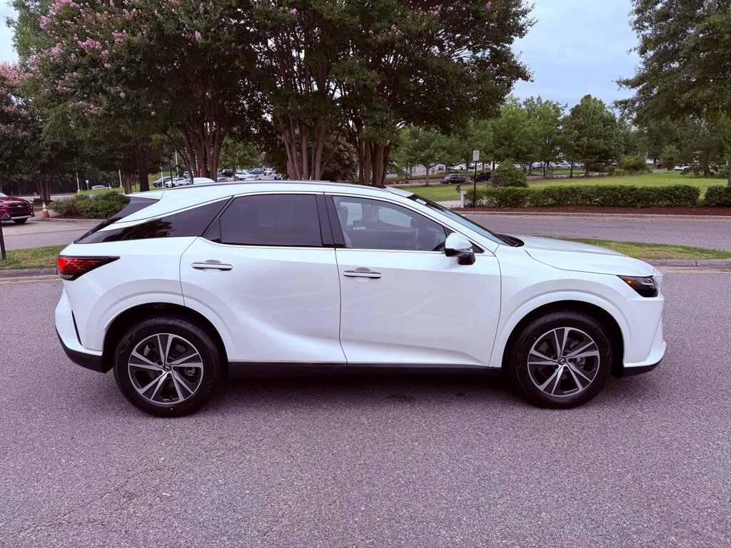 Certified 2024 Lexus RX 350 Premium w/ Accessory Package (Z1) FWD image 9