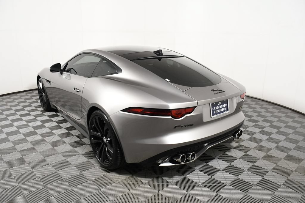 Used 2020 Jaguar F-TYPE R AWD/4WD image 4