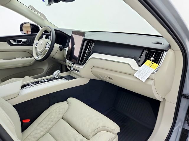 New 2026 Volvo XC60 B5 Ultra w/ Protection Package Premier image 17