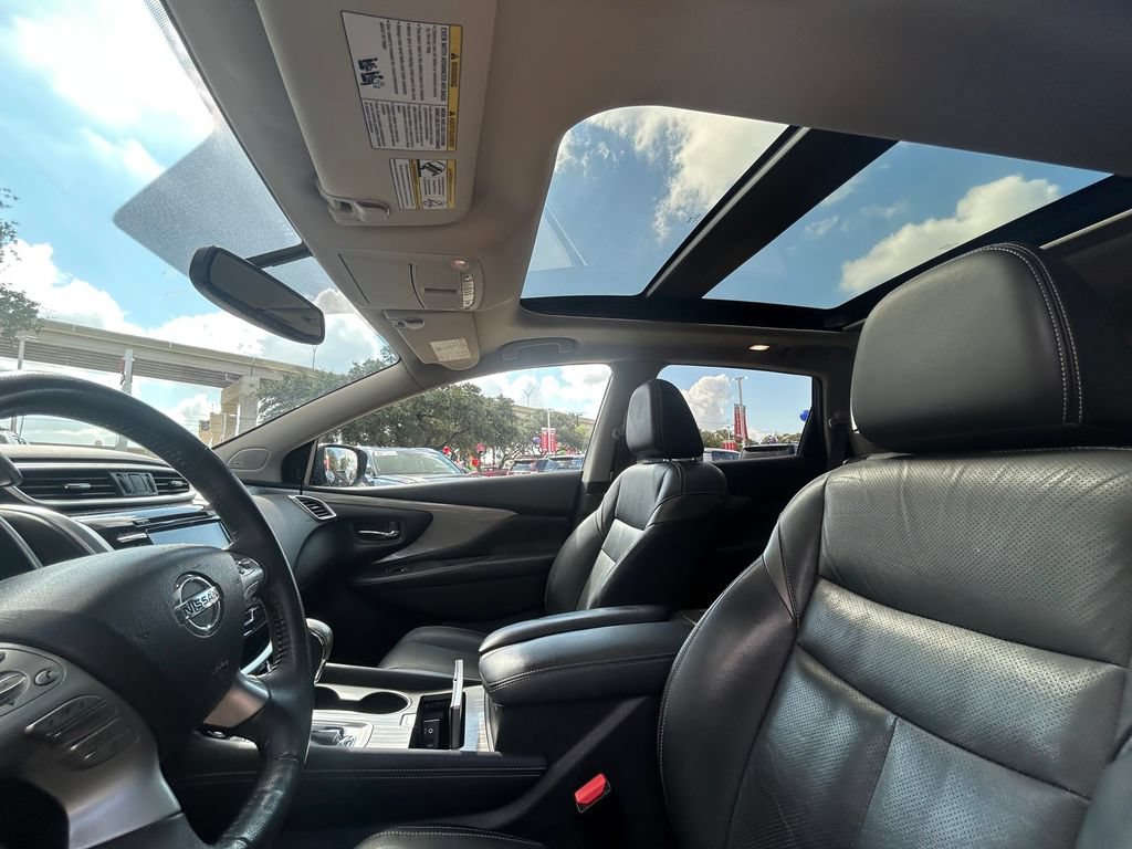 Used 2017 Nissan Murano Platinum w/ Platinum Technology Package FWD image 12