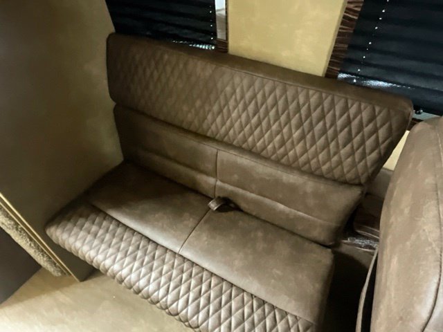 Used 2021 Mercedes-Benz Sprinter 2500 image 8