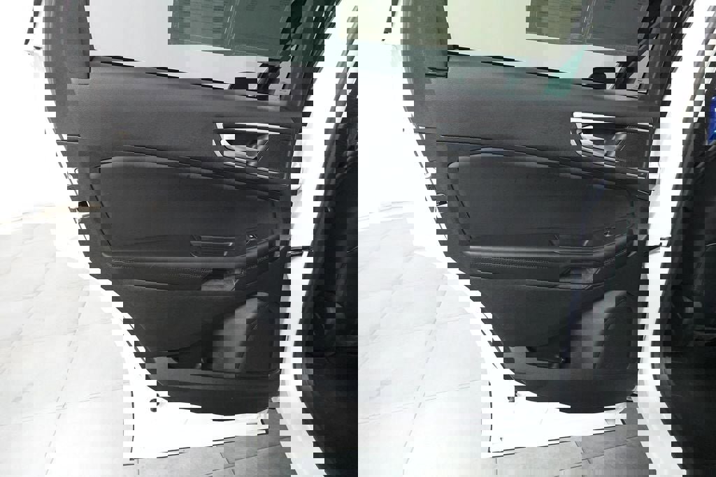 Certified 2023 Ford Edge SEL AWD/4WD image 24