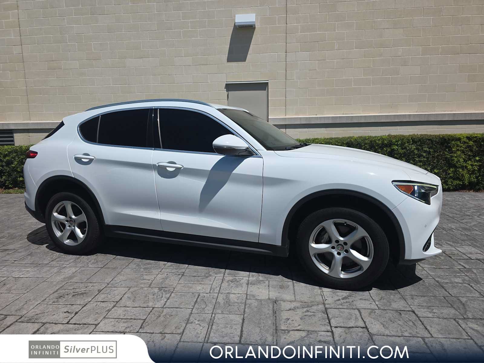 Used 2019 Alfa Romeo Stelvio AWD image 1