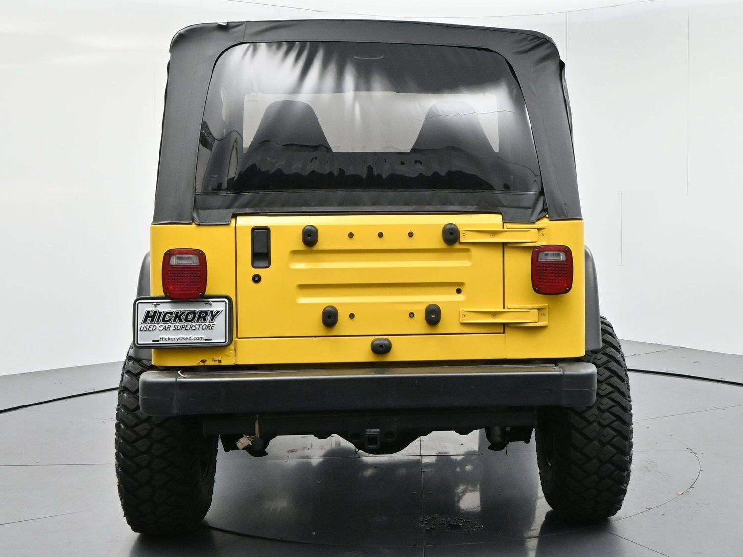 Used 2002 Jeep Wrangler X AWD/4WD image 6