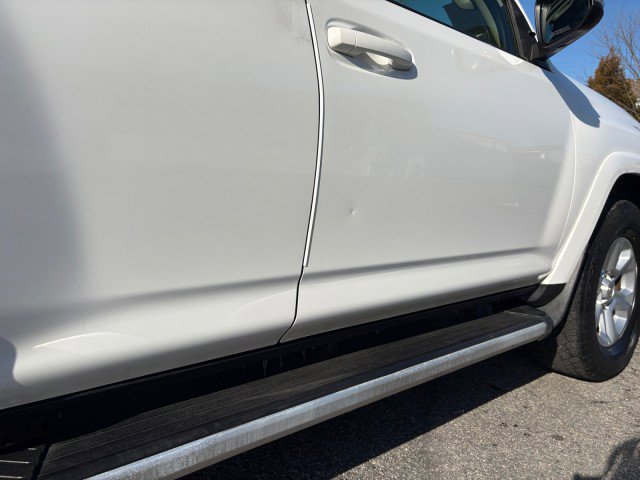 Used 2018 Toyota 4Runner SR5 Premium image 17