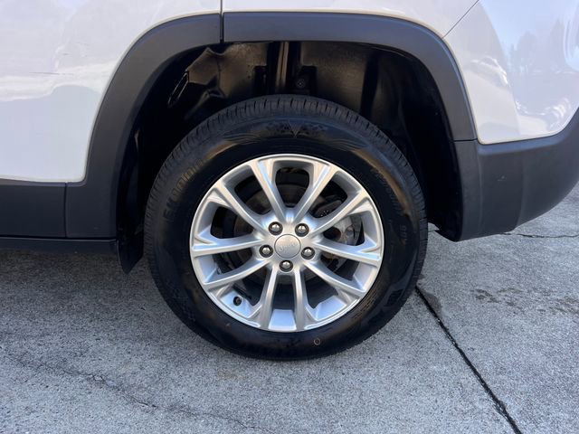 Used 2019 Jeep Cherokee Latitude w/ Popular Appearance Group image 33