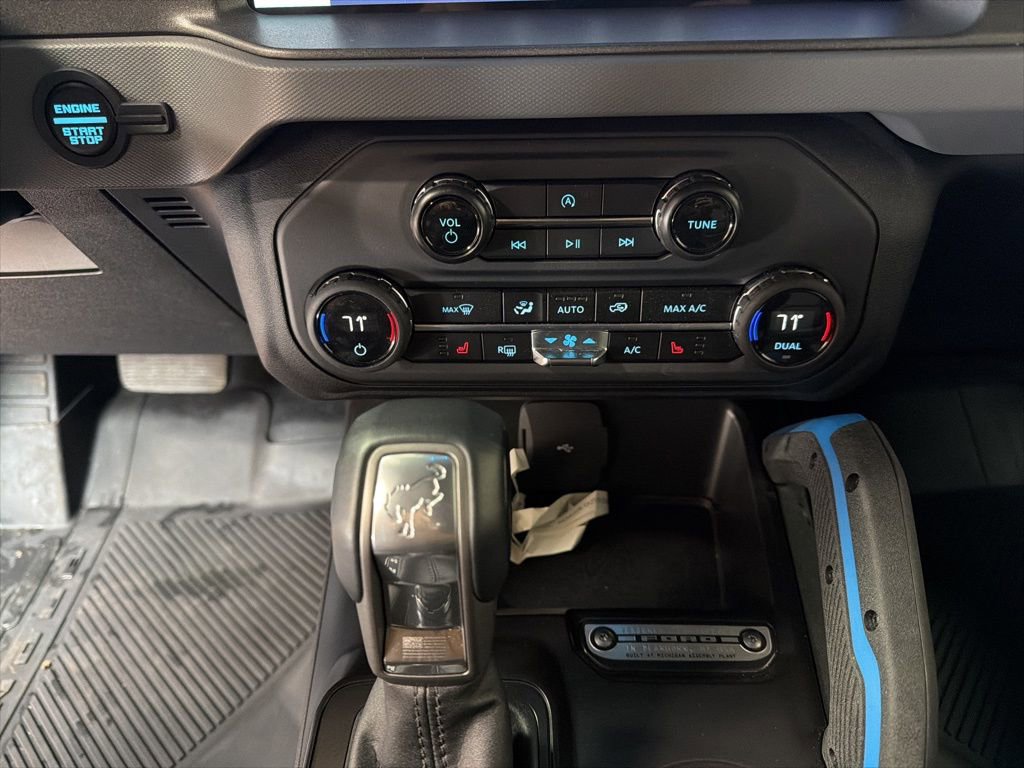 Used 2024 Ford Bronco Black Diamond image 18