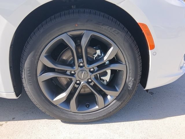 New 2026 Chrysler Pacifica Select FWD image 36