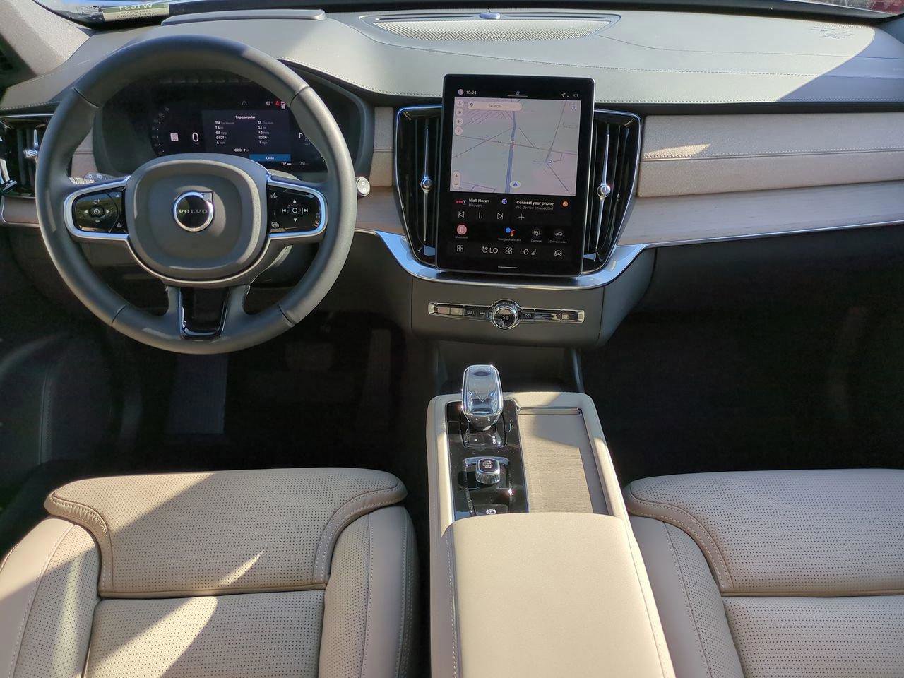 New 2026 Volvo XC90 B6 Ultra w/ Protection Package Premier image 13