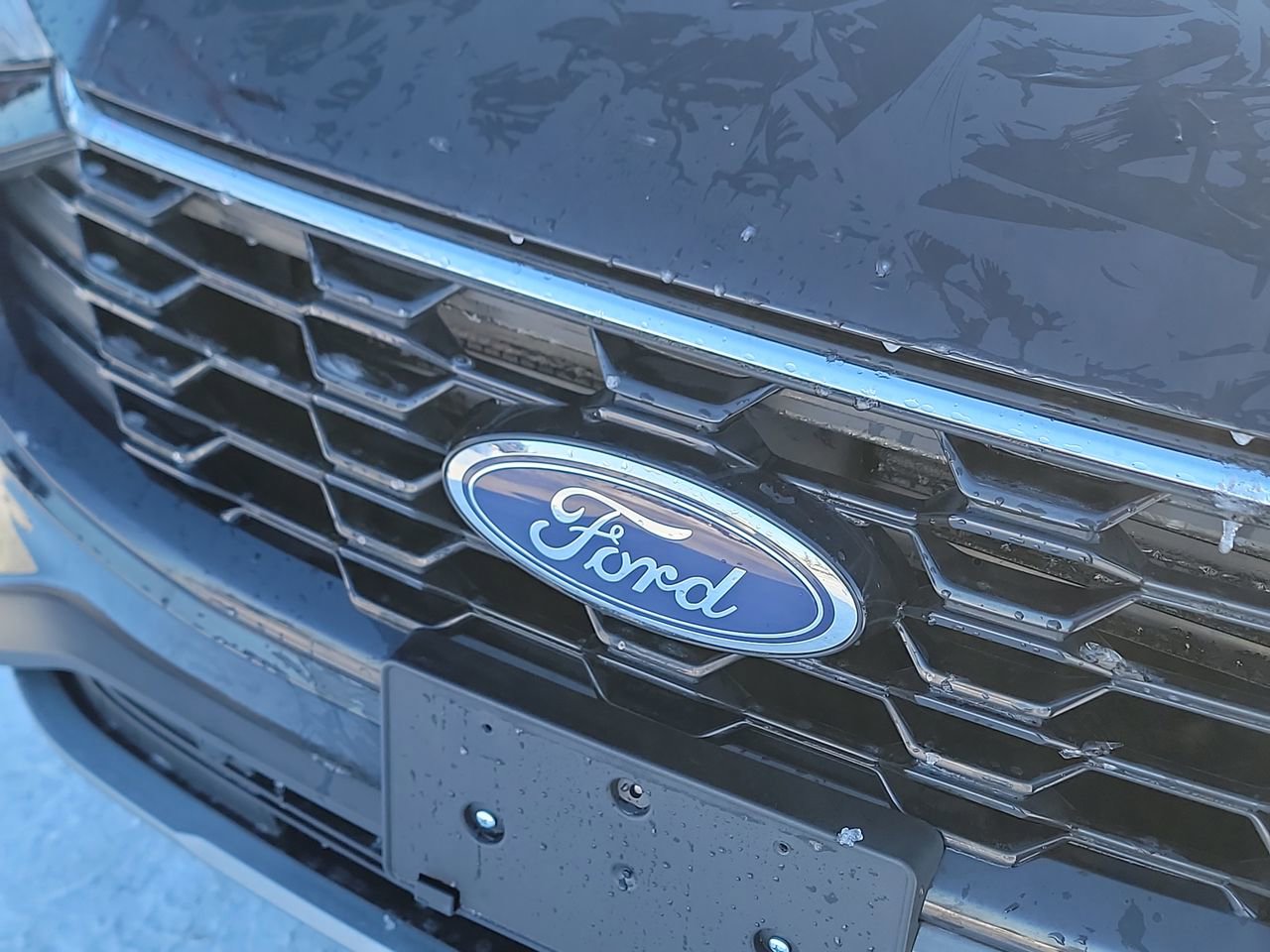 Used 2025 Ford Escape ST-Line image 24