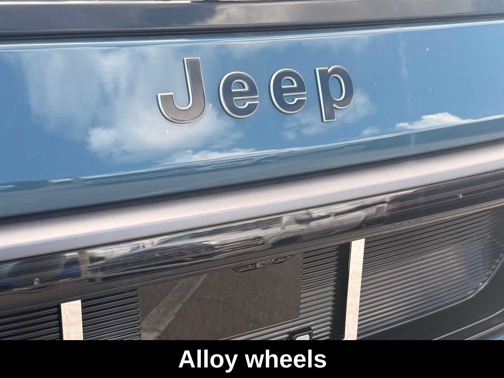New 2026 Jeep Grand Wagoneer Summit AWD/4WD image 41