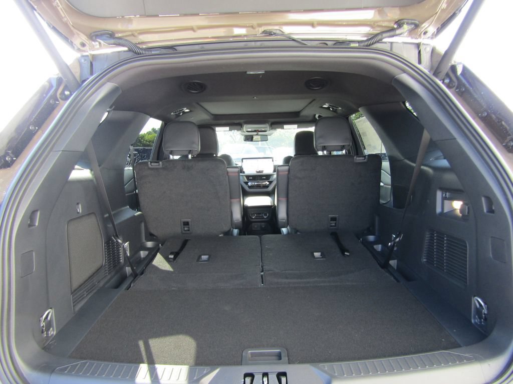 New 2027 Ford Explorer ST-Line w/ Premium Package AWD/4WD image 12