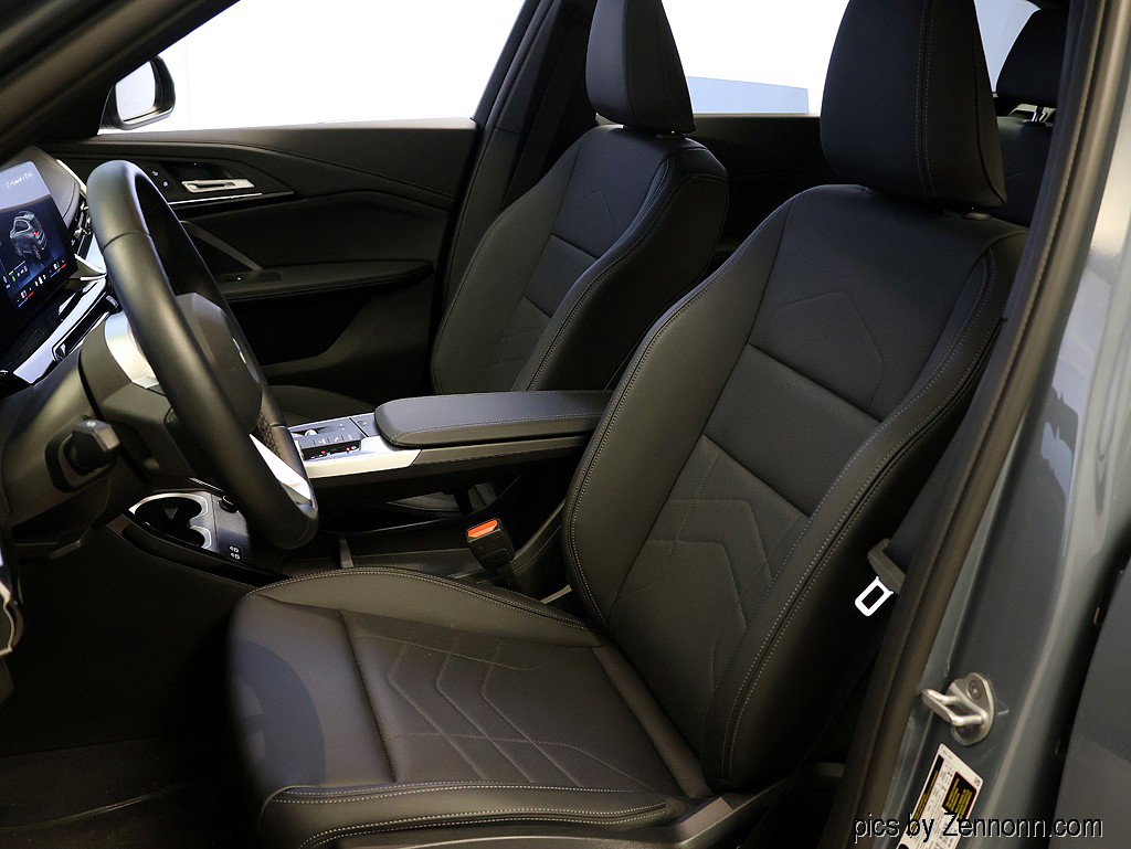 Used 2025 BMW X1 xDrive28i w/ Technology Package image 10