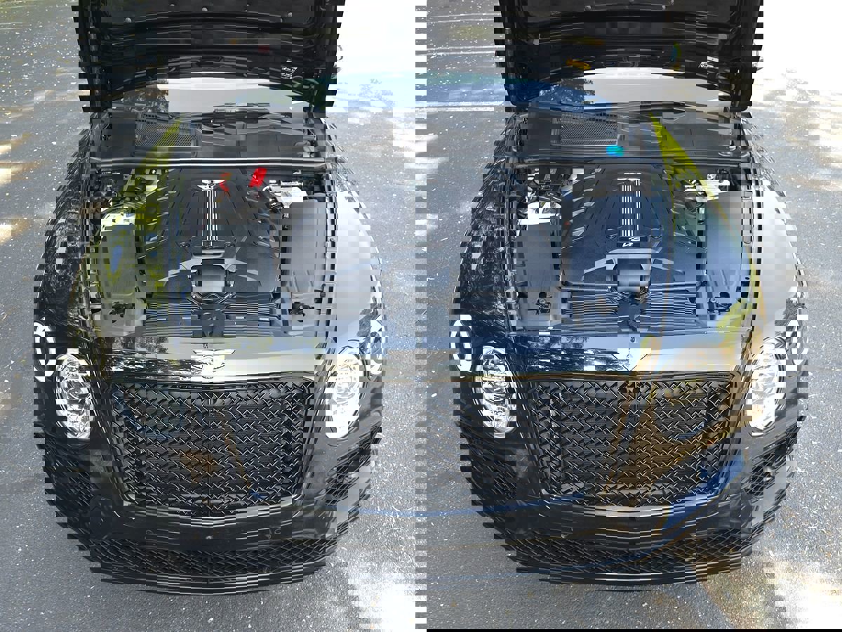 Used 2020 Bentley Bentayga Design Series image 73