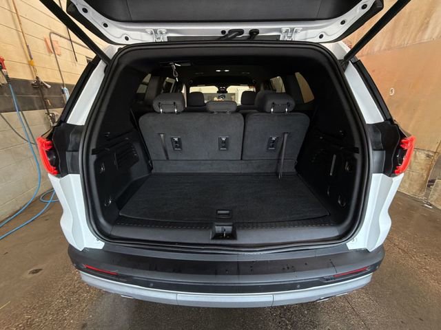 Certified 2025 GMC Acadia Elevation image 25