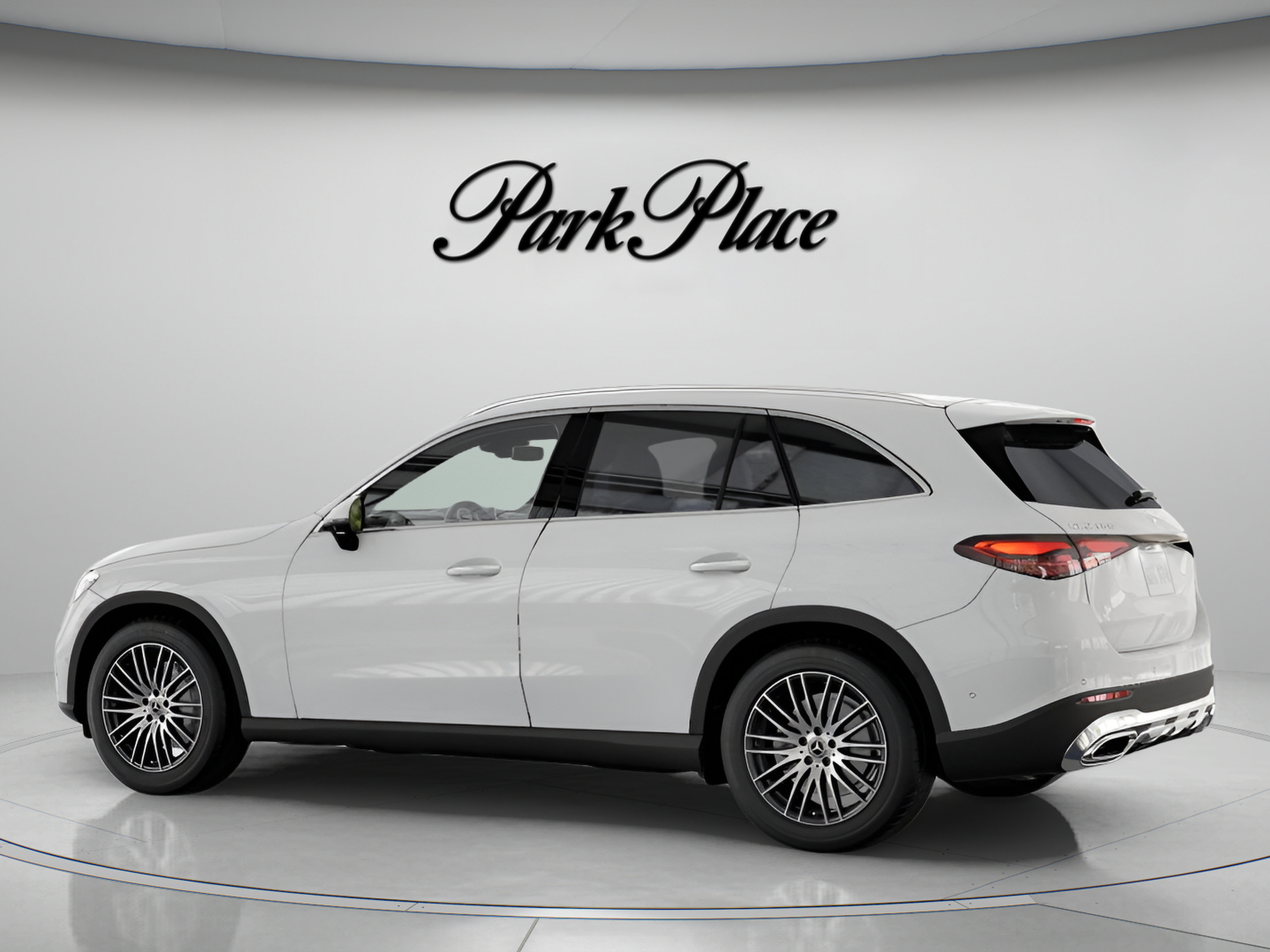 Certified 2026 Mercedes-Benz GLC 300 image 11
