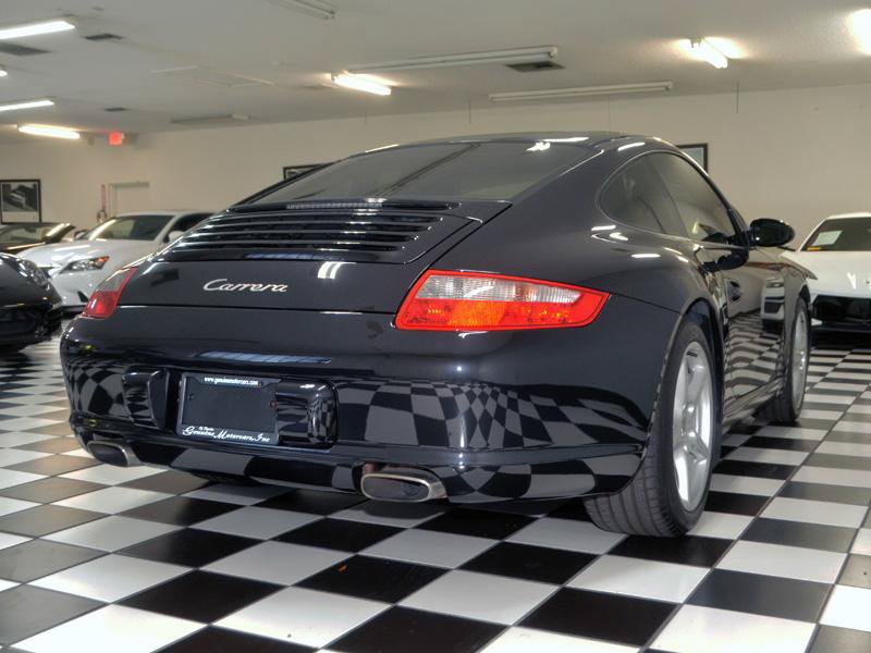 Used 2006 Porsche 911 Carrera RWD image 9