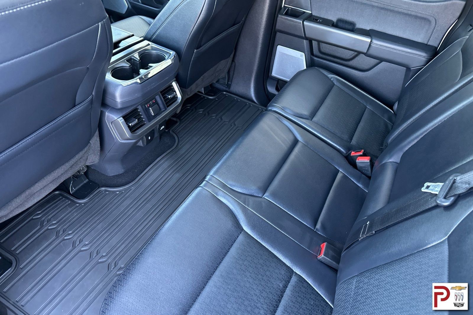 Used 2024 Ford F150 Lariat w/ Equipment Group 502A High image 13