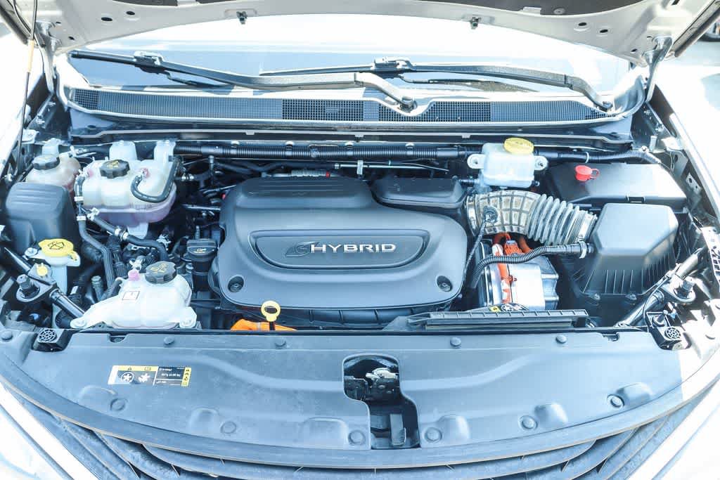 Used 2019 Chrysler Pacifica Limited w/ Advanced Safetytec Group FWD image 29