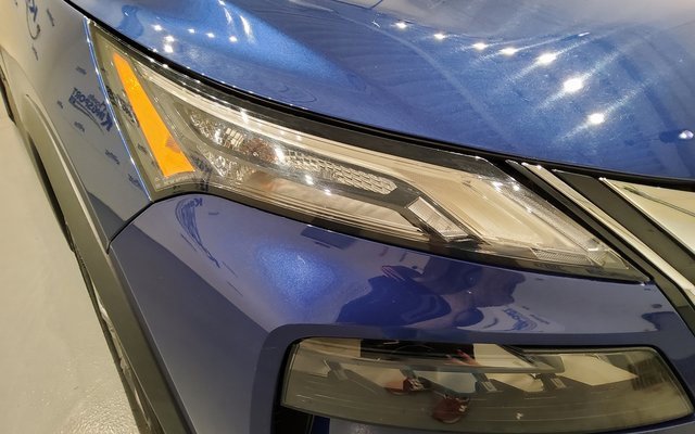 Used 2023 Nissan Rogue S image 8