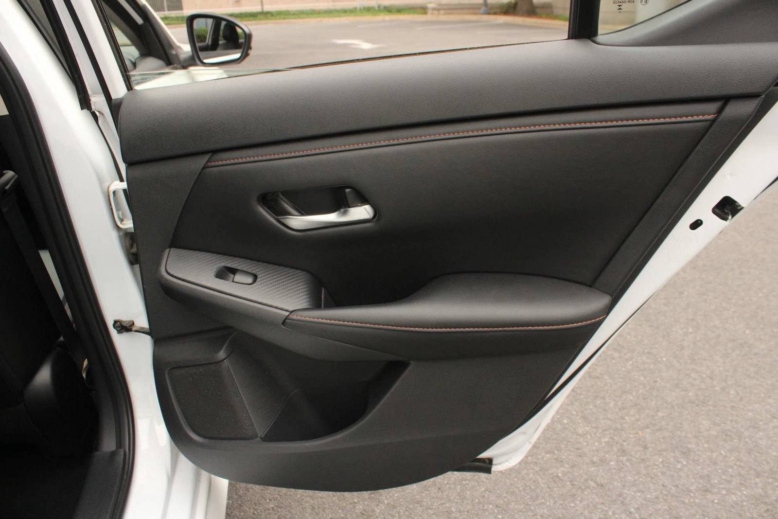 Used 2023 Nissan Sentra SR w/ SR Premium Package FWD image 24