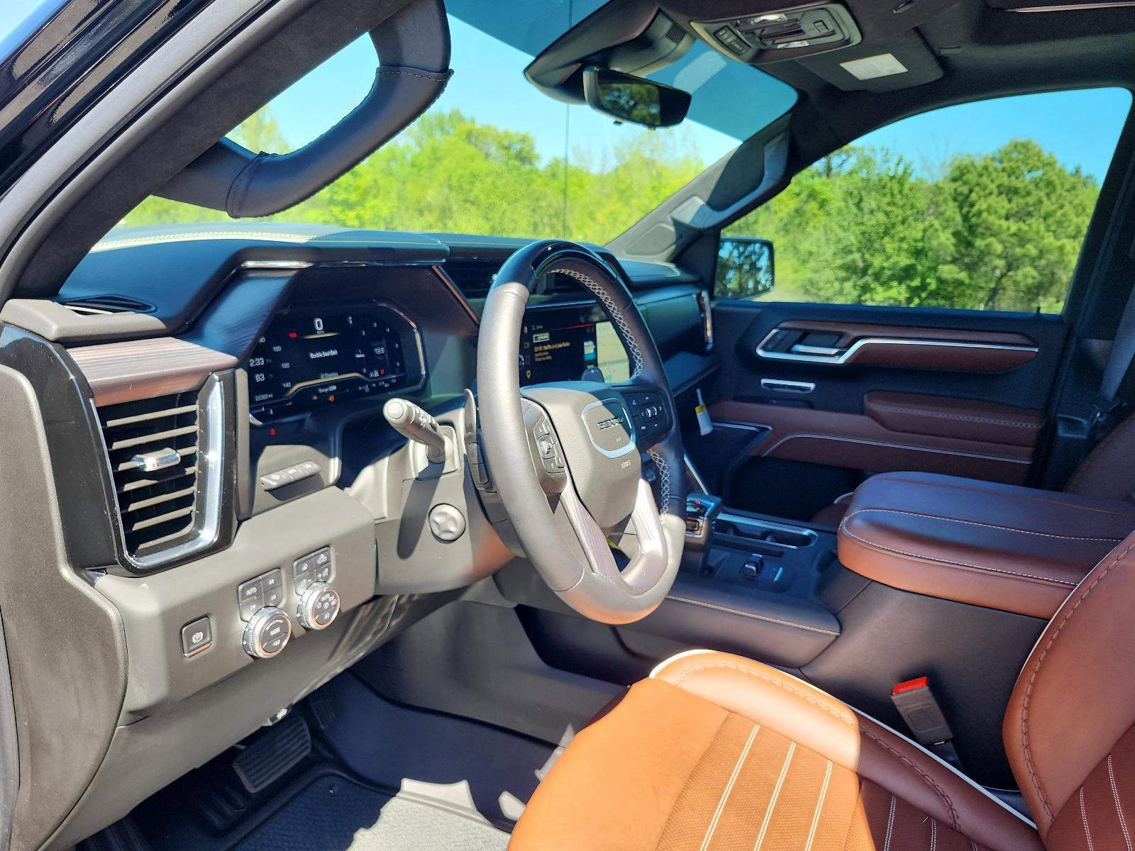 Certified 2025 GMC Sierra 1500 Denali Ultimate AWD/4WD image 18