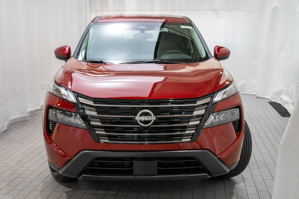 New 2026 Nissan Rogue SV image 2