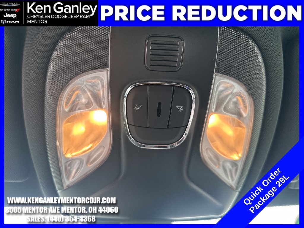 Certified 2023 Jeep Compass Latitude AWD/4WD image 19