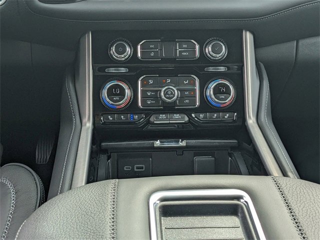 Used 2024 GMC Yukon XL Denali image 22