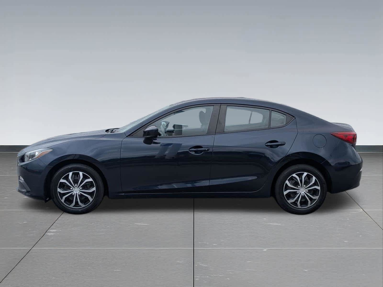 Used 2016 MAZDA MAZDA3 i Sport FWD image 3