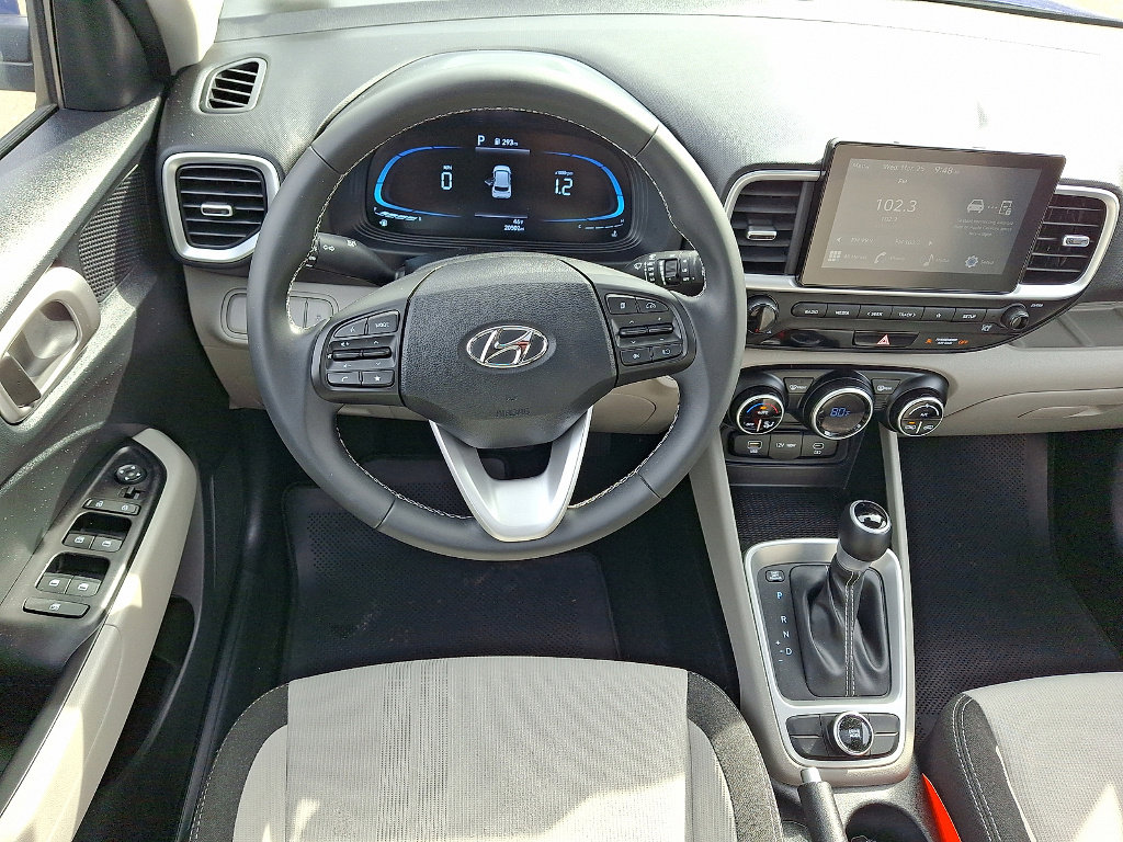 Certified 2024 Hyundai Venue SEL image 40