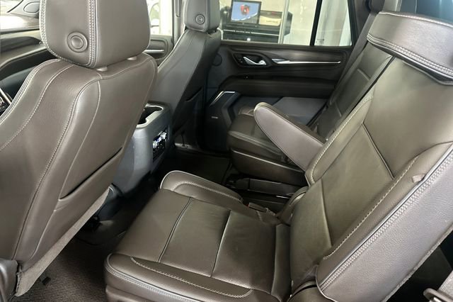 Used 2021 GMC Yukon Denali w/ Denali Premium Package image 14